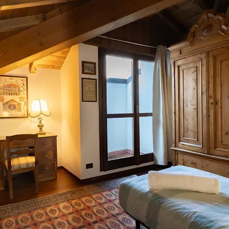 Luxury Between And Valsassina Апартаменты