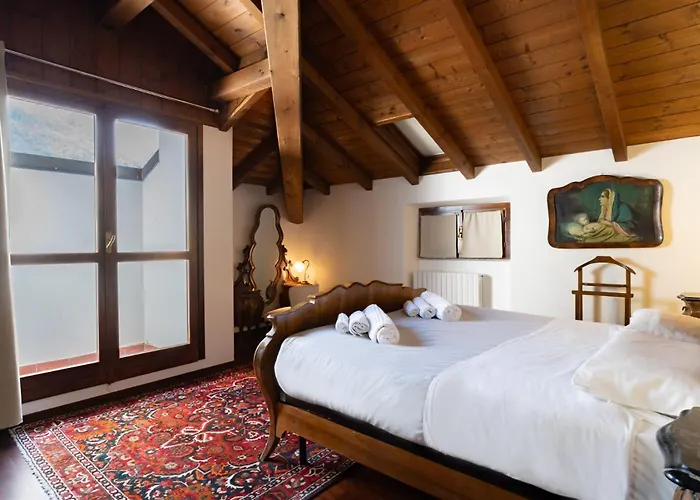 Luxury Between And Valsassina Διαμέρισμα *